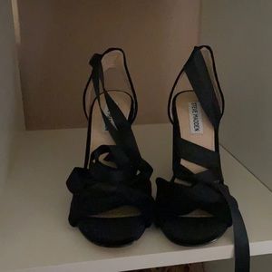 Steve Madden black heels